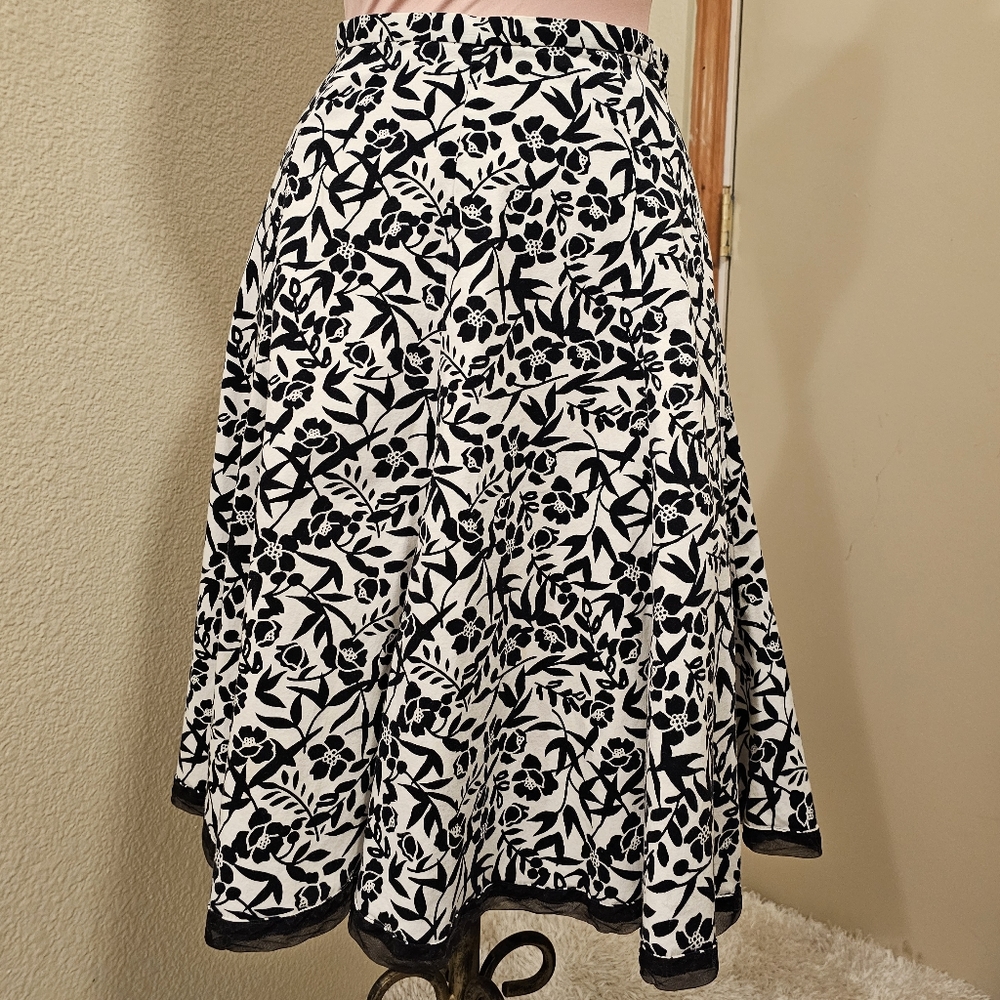 Hillard & Hanson twirl skirt ladies sz 10
